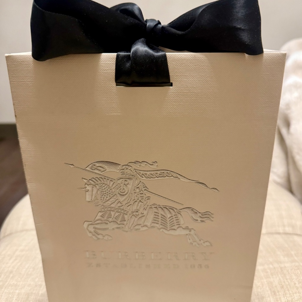 Burberry  Wallet - Picture 4 of 4